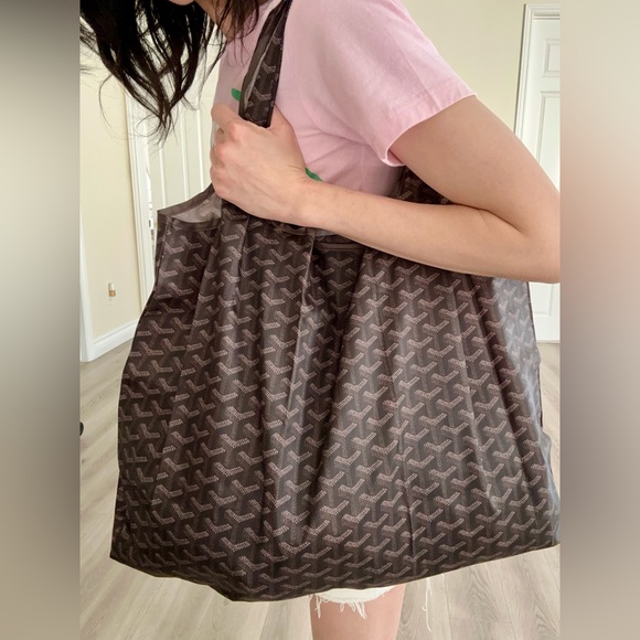 BROWN Reuseable Bags Foldable, shoppers bag, summer tote, travel bag, beach bag - Picture 3 of 5